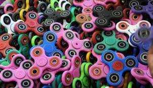 3x DIY spinner aneb Jak přivést učitele do blázince