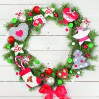 Vánoční ubrousky Daisy L - Xmas Wreath with Felt Decorations - SD_GW_015901